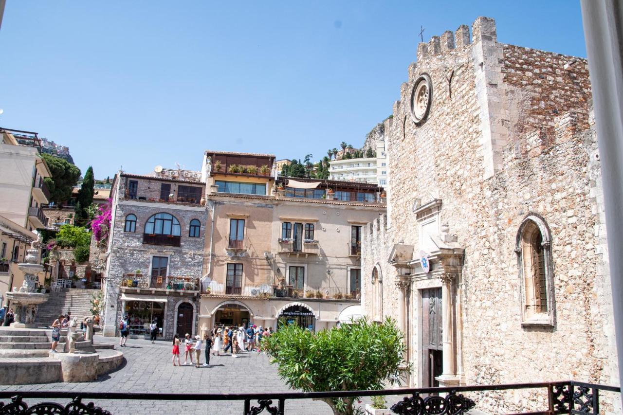 Castalia Apartments & Rooms Duomo 陶尔米纳 外观 照片