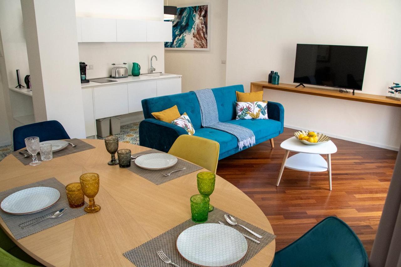 Castalia Apartments & Rooms Duomo 陶尔米纳 外观 照片