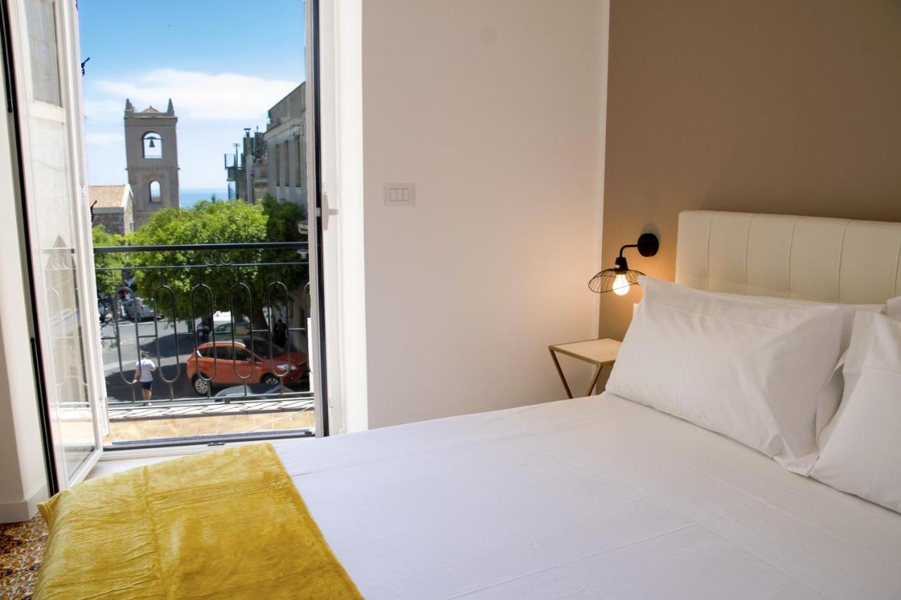 Castalia Apartments & Rooms Duomo 陶尔米纳 外观 照片