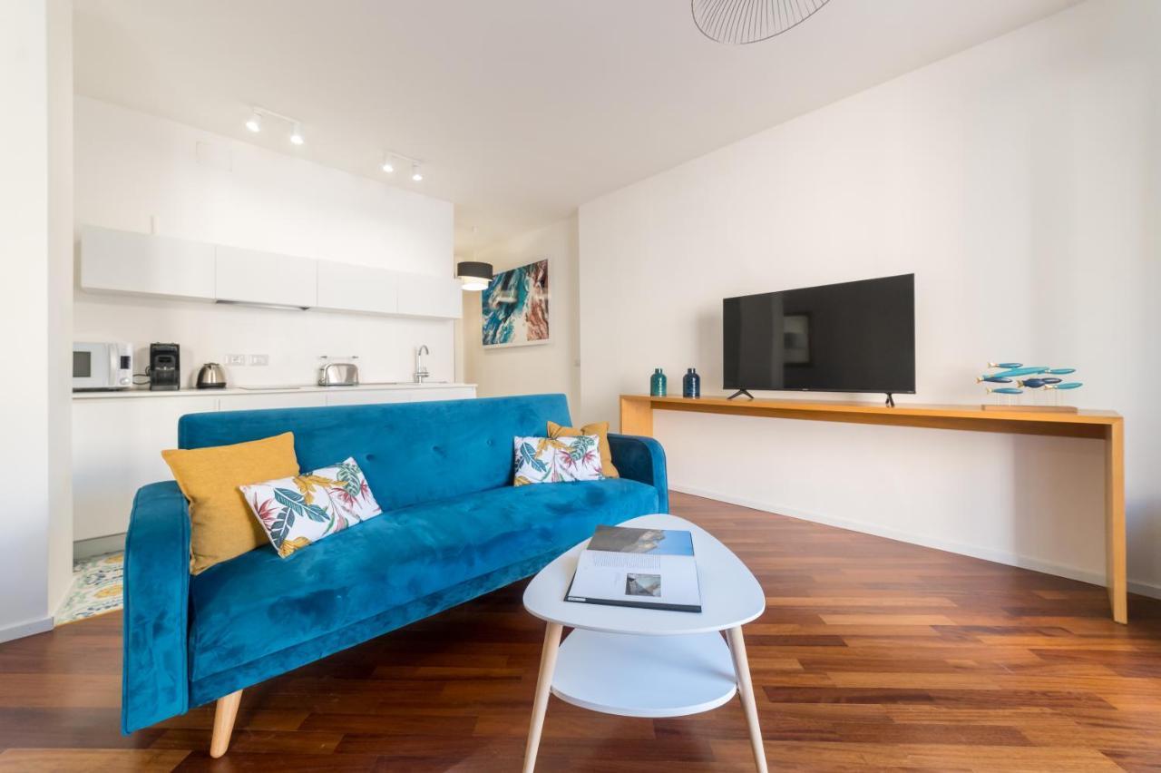 Castalia Apartments & Rooms Duomo 陶尔米纳 外观 照片