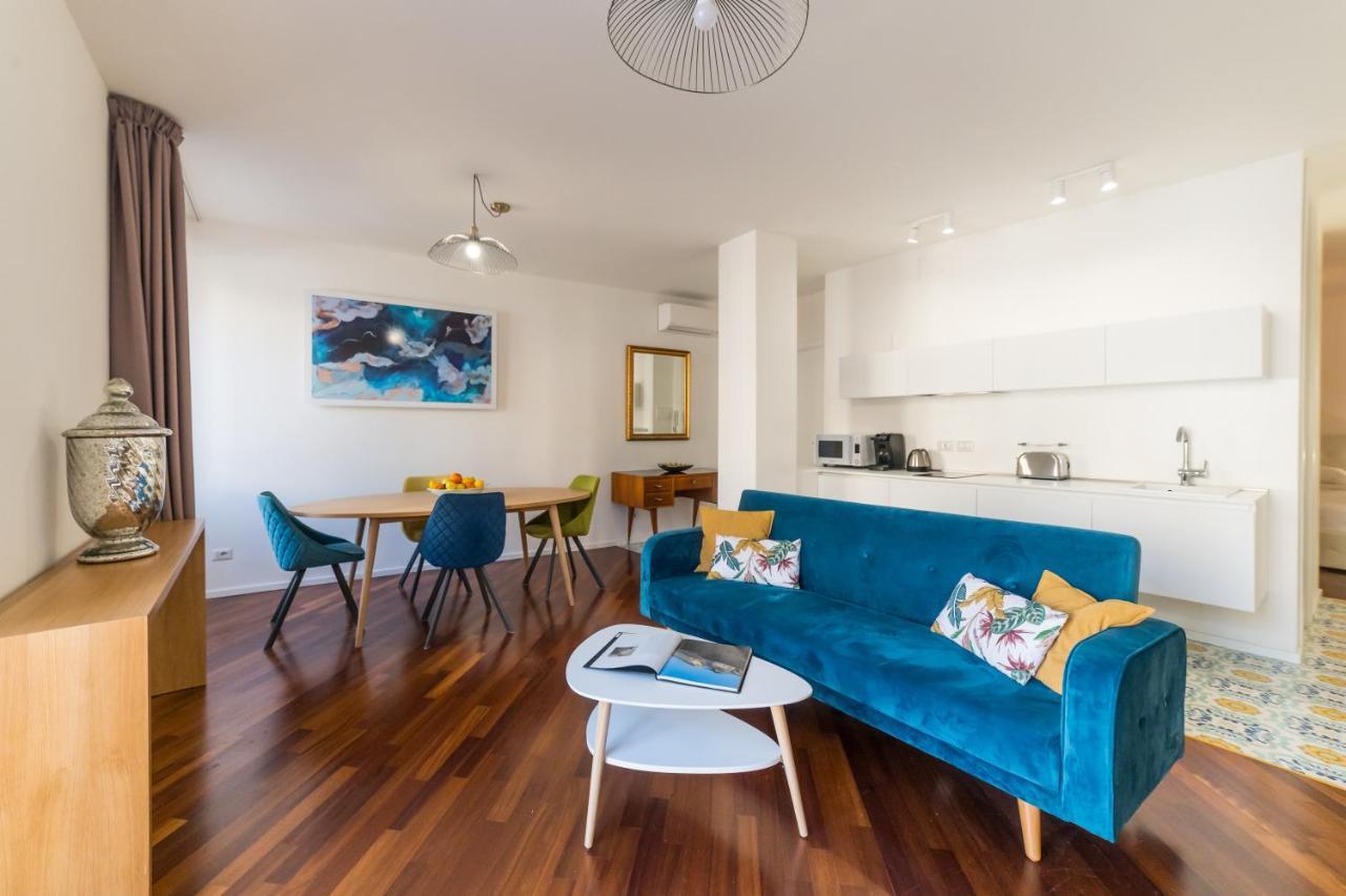 Castalia Apartments & Rooms Duomo 陶尔米纳 外观 照片